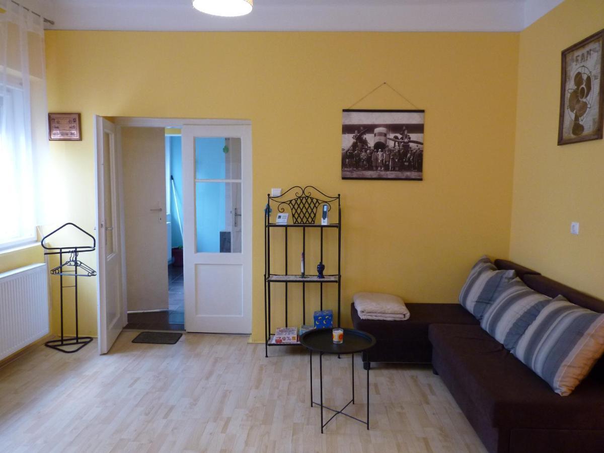 Zizi Apartman デブレツェン エクステリア 写真